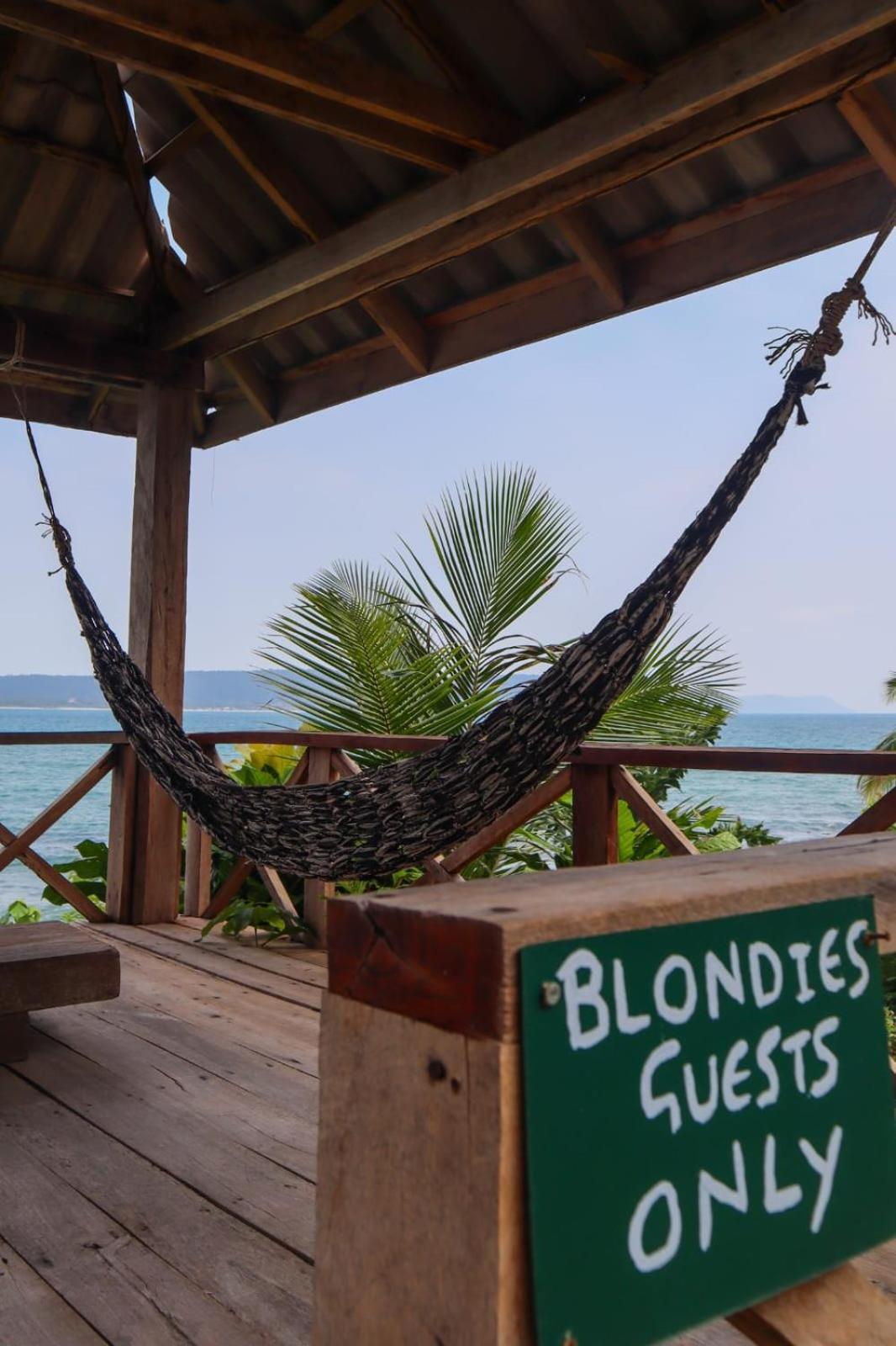 Blondies Koh Rong Villa Sok San Village Exterior photo